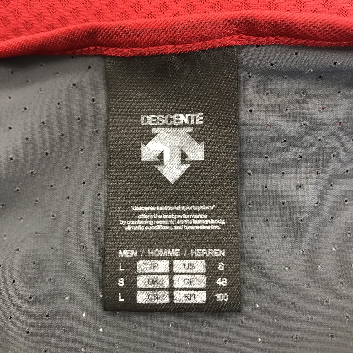 데상트 우븐 바람막이자켓 [100사이즈] 상품이미지5