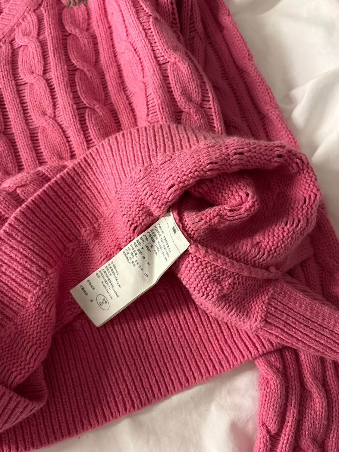 아베크롬비 핑크 브이넥 니트 상품이미지3