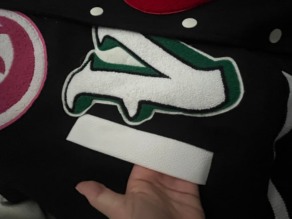 더뮤지엄비지터 바시티 상품이미지4