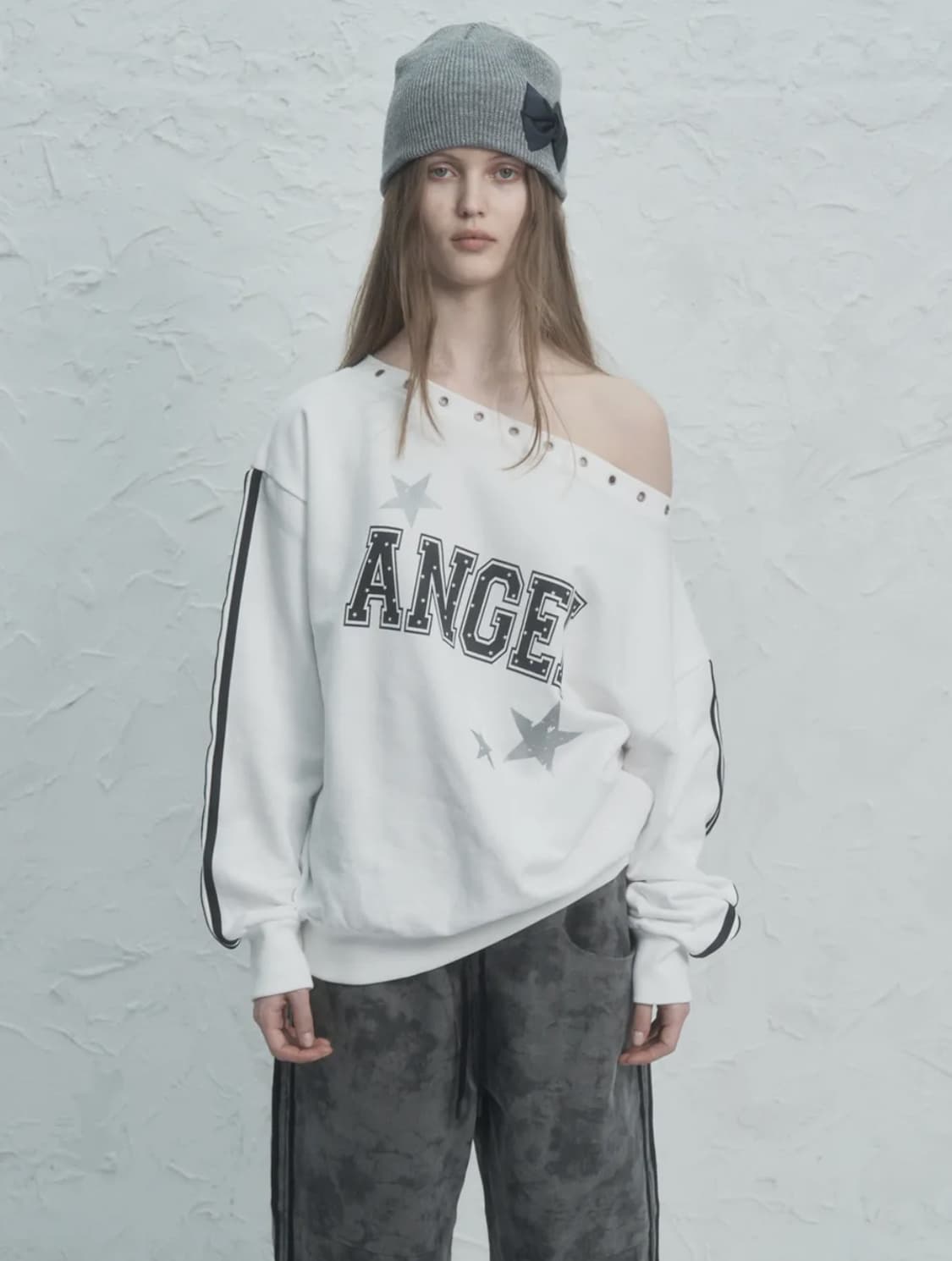 셋업이엑스이 아일렛 엔젤 맨투맨 상품이미지1