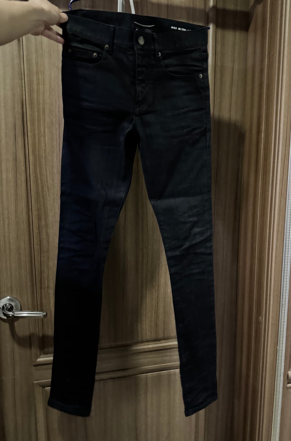 생로랑 시그니쳐 블랙진 28  상품이미지1