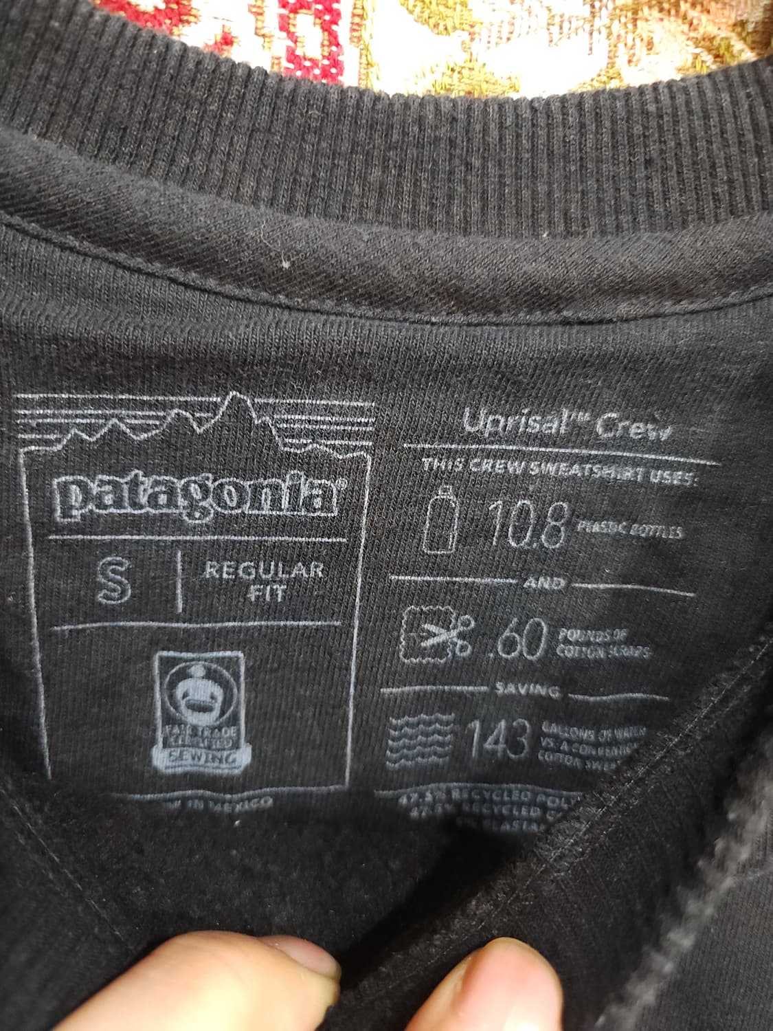 파타고니아 P6 업라이절 블랙 기모 맨투맨

 상품이미지3