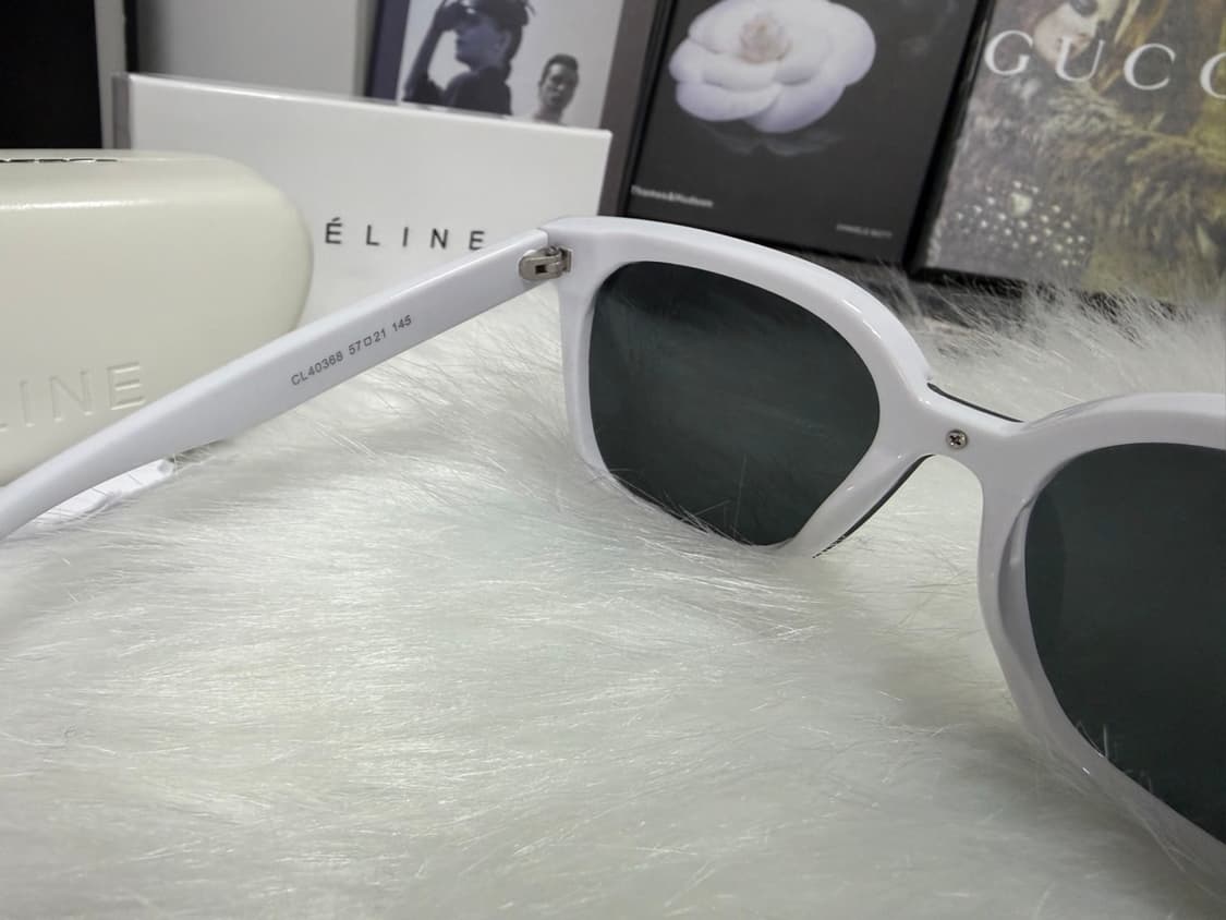 셀린느 트리옹페 이니셜 선글라스 화이트 (남여공용) 상품이미지5