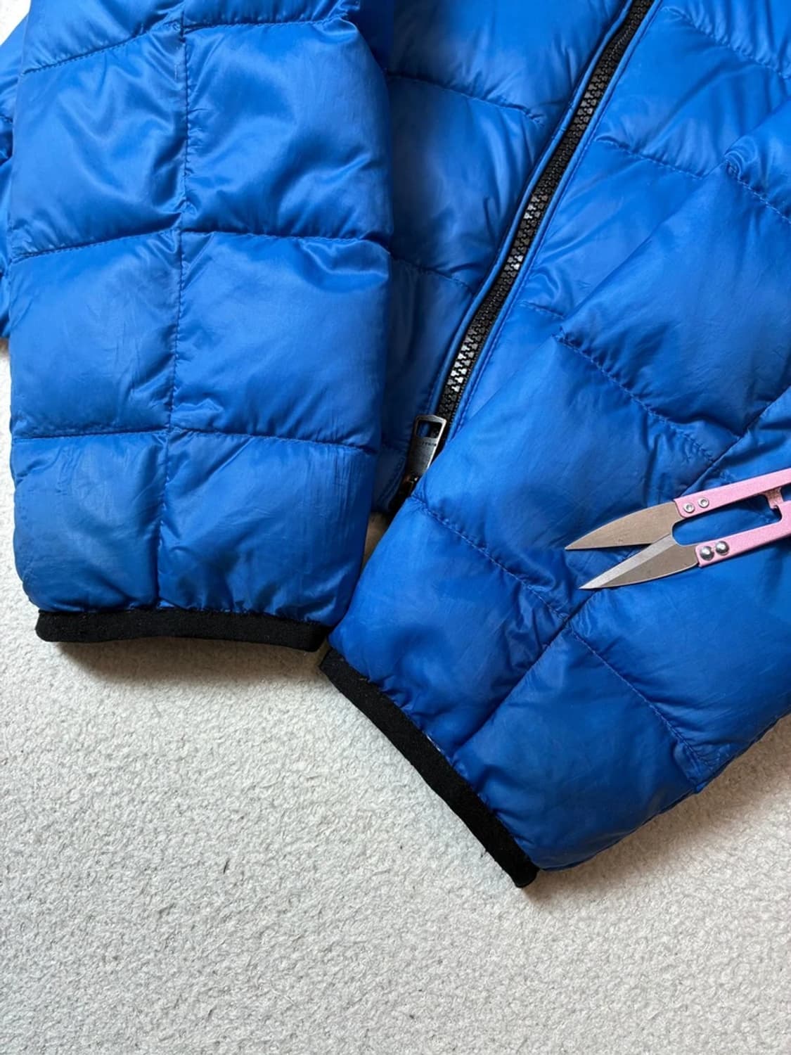 버버리 브릿 블루 기러기 다운 후디 경량 패딩 PN7610 상품이미지6