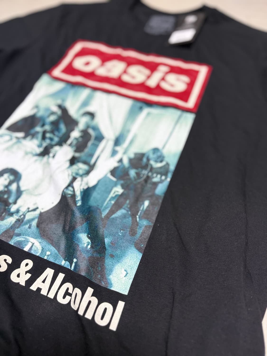 오아시스 공식 cigarettes & Alohol 커버 티셔츠 상품이미지6