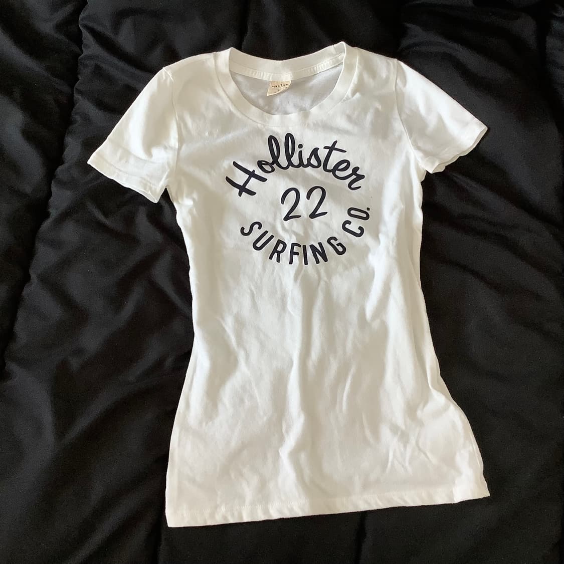 홀리스터 슬림핏 반팔티 화이트 상품이미지1