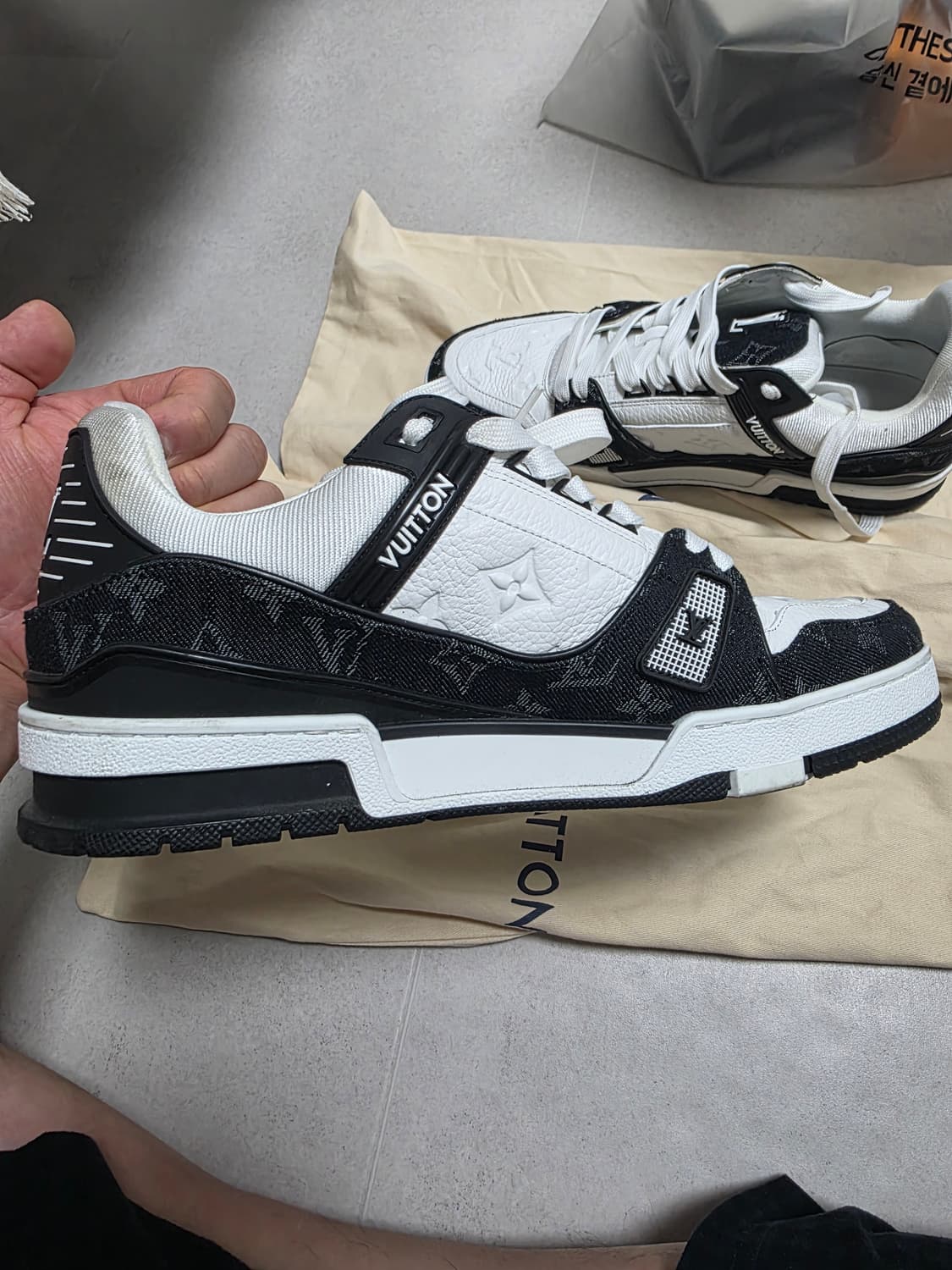 루이비통 트레이너 스니커즈 9사이즈 상품이미지6