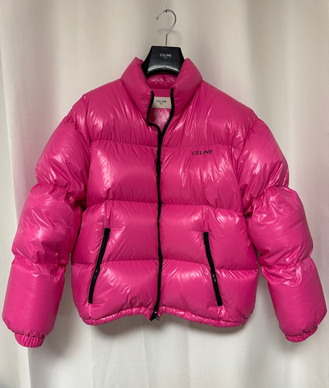셀린느 22F/W 핑크 푸퍼 패딩 상품이미지1