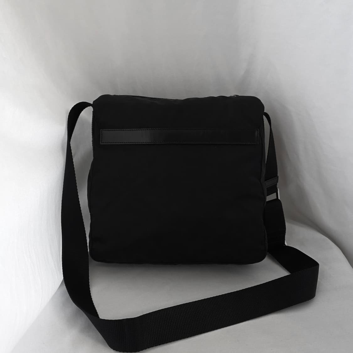 [정품 PRADA] 프라다 포코노 나일론 크로스백 주우재백 남녀공용 상품이미지3