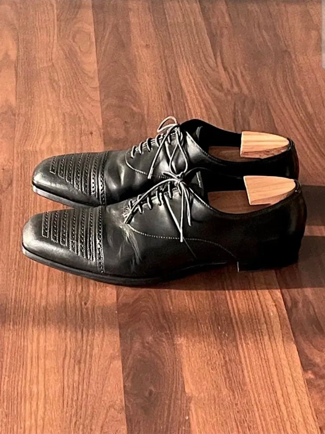 프라다 00s 아카이브 Perforated 더비슈즈 y2k 상품이미지2