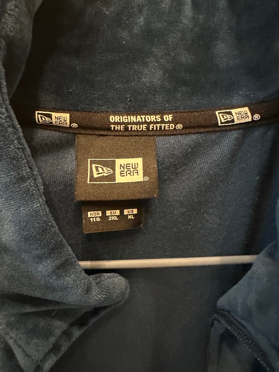 뉴에라 벨벳 트레이닝복 상품이미지3