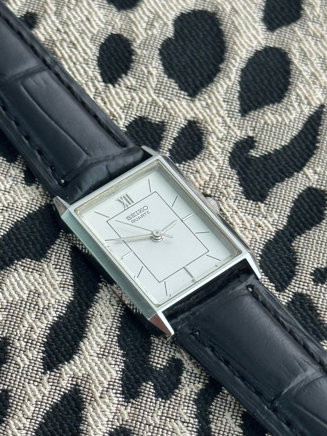 80s 빈티지 세이코 탱크 쿼츠 레이디스 상품이미지2