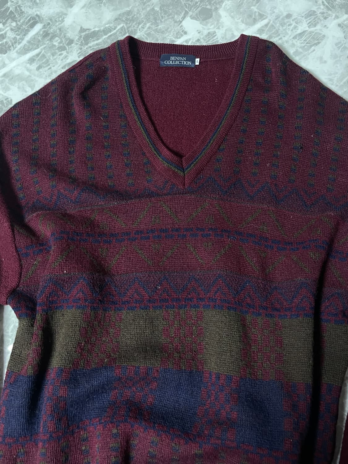 (Japanese vintage)ethnic v neck knit 상품이미지2