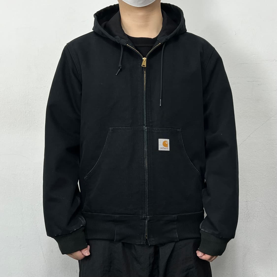 칼하트 J131 BLK 덕 액티브 후드 워크 자켓 블랙 상품이미지2