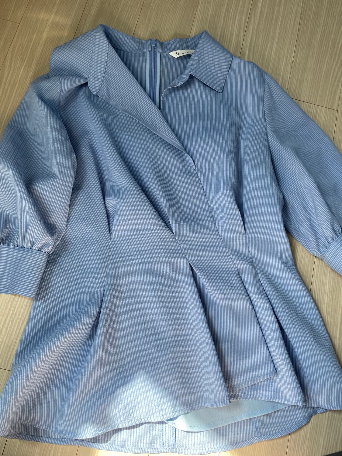 잇미샤 여성 여름 블라우스 새상품  상품이미지1