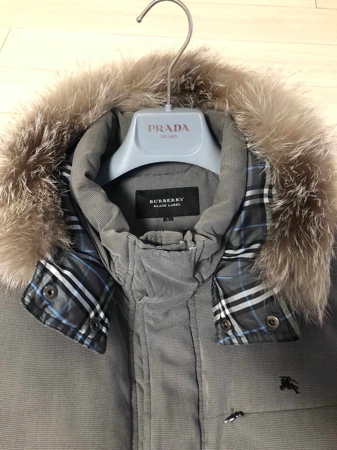 버버리 블랙라벨 롱패딩 상품이미지2