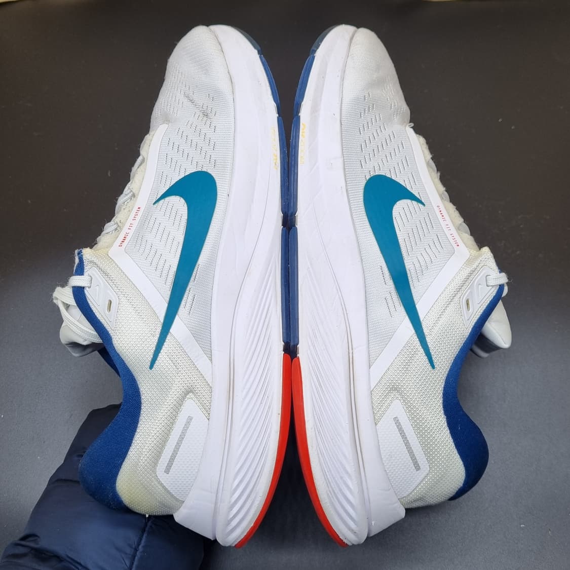 나이키 스트럭쳐24 남성운동화275  상품이미지5