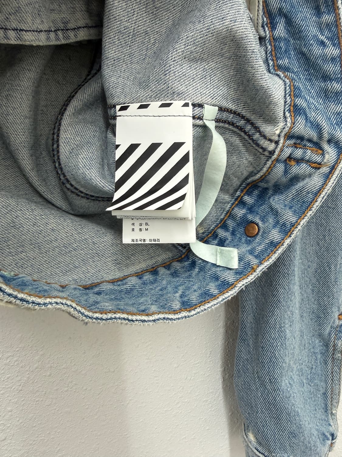 오프화이트 블리치드 데님 자켓 상품이미지4