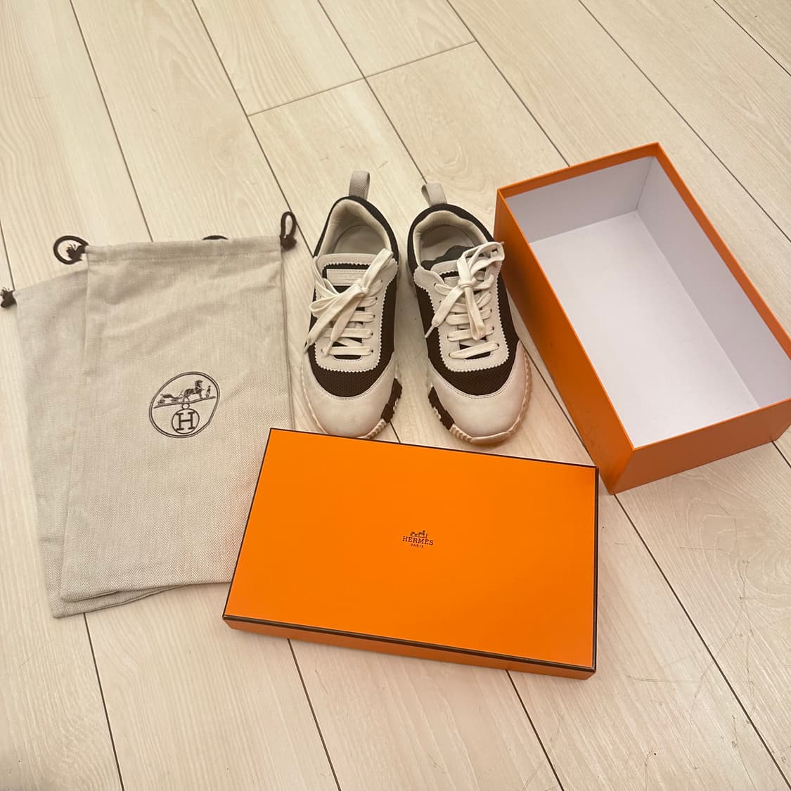 에르메스 바운싱 스니커즈 35.5 상품이미지1