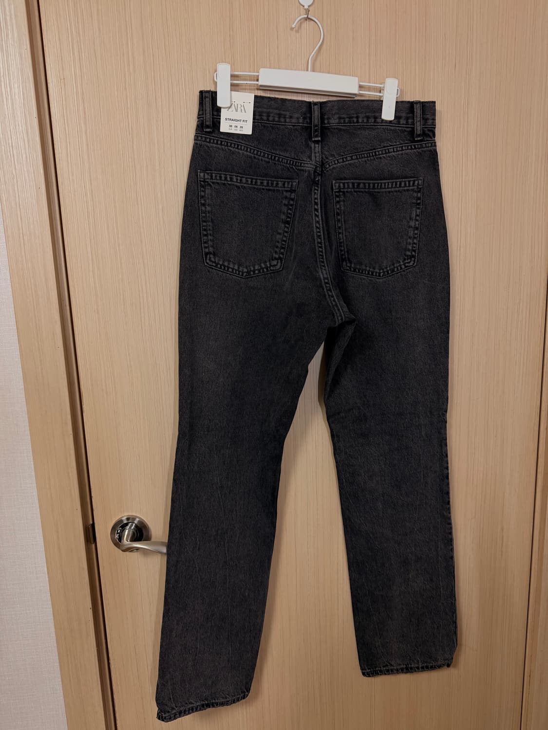 택o,28사이즈) 자라 여자 흑청 청바지 하이웨이스트 스트레이트 진 상품이미지6