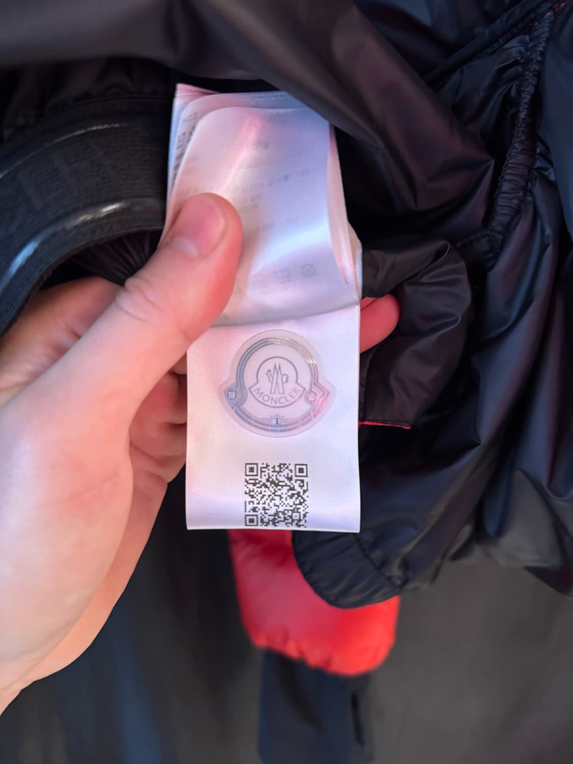 몽클레르 그레노블 아르모니크 숏 다운 자켓 23FW 상품이미지7