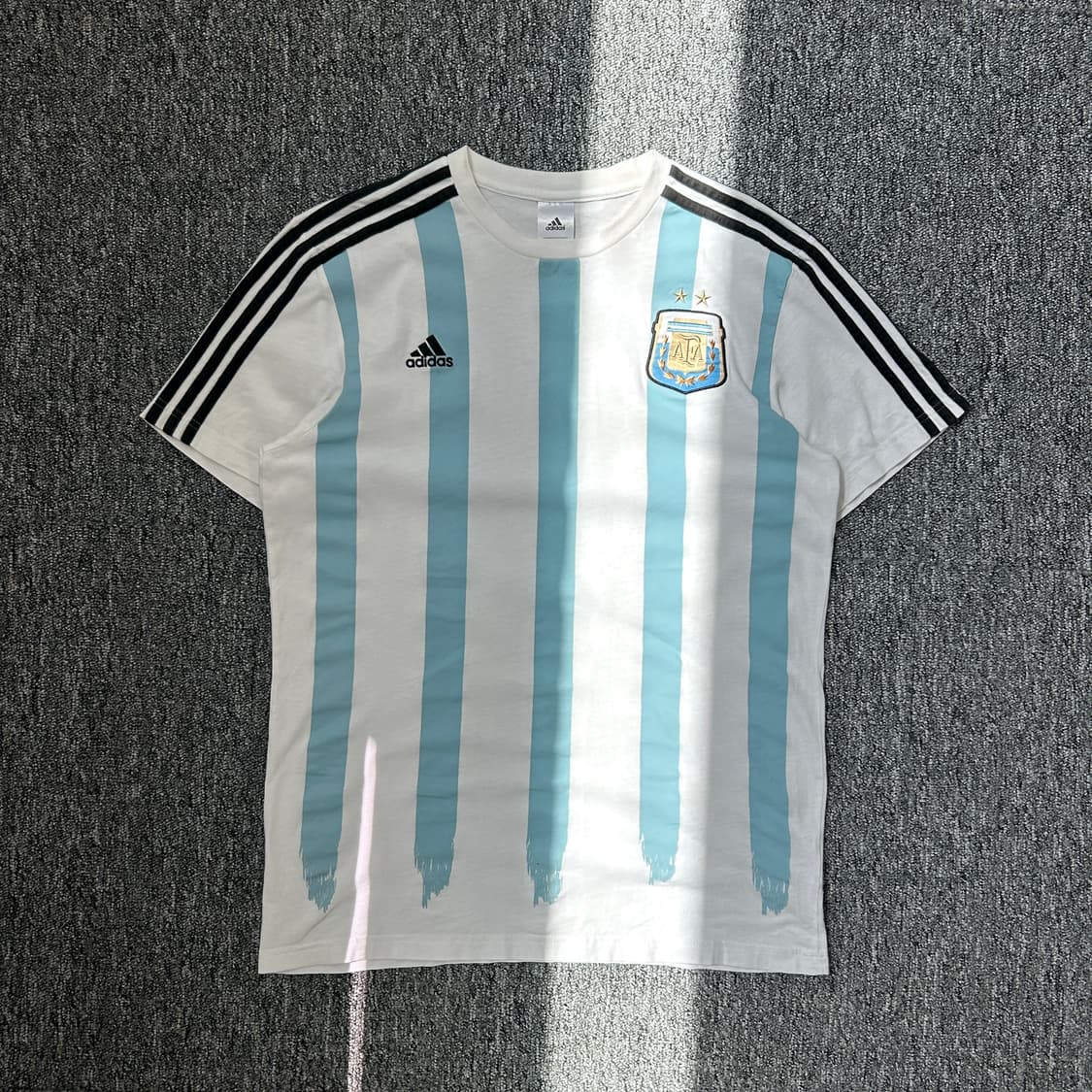 아디다스 아르헨티나 메시 마킹 반팔티셔츠 상품이미지1