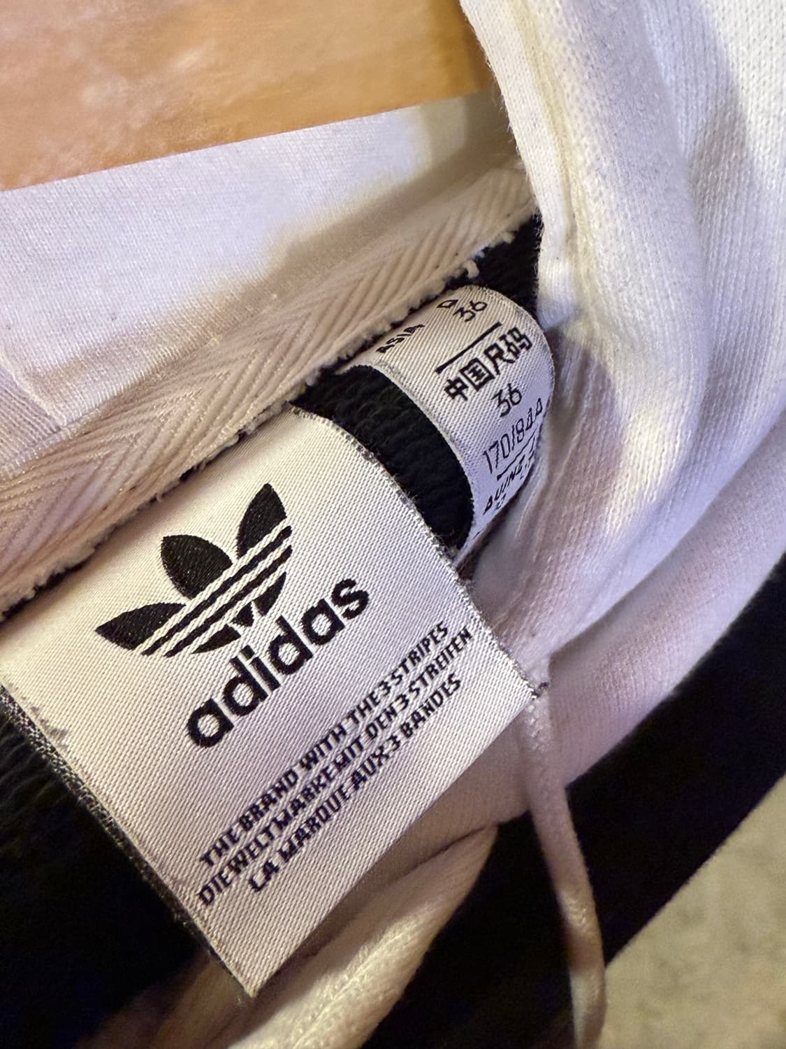 아디다스 파이어버드 크롭 후드티 상품이미지4