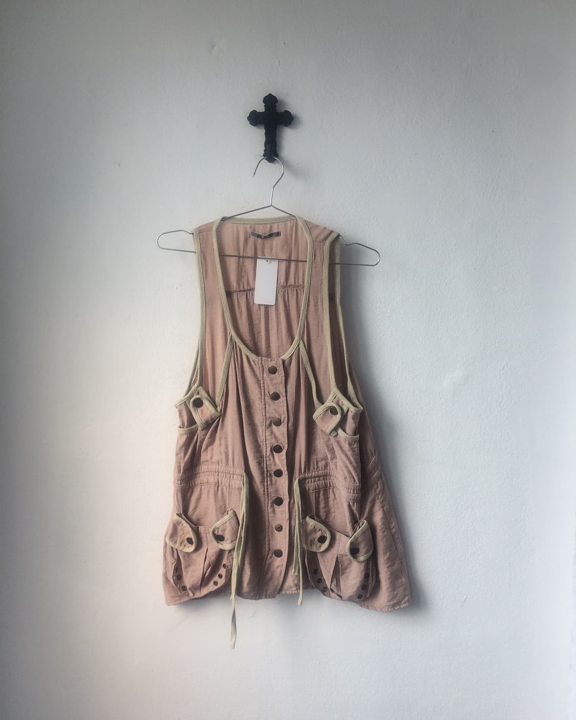 Eyelet pocket point sleeveless vest onep 상품이미지1