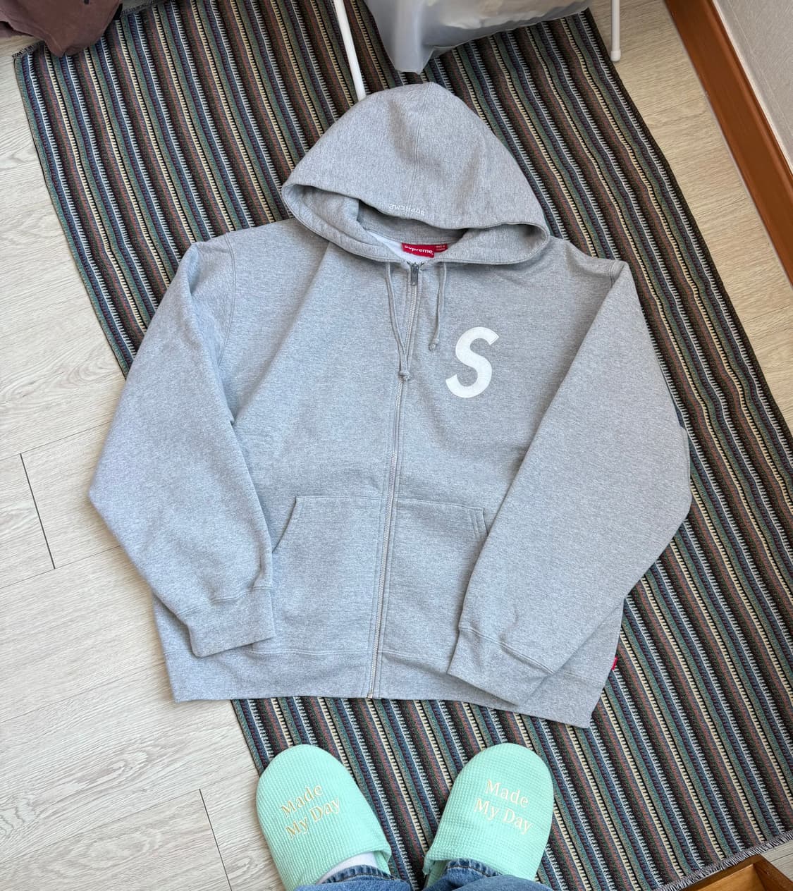 슈프림 s로고 후드집업 상품이미지2