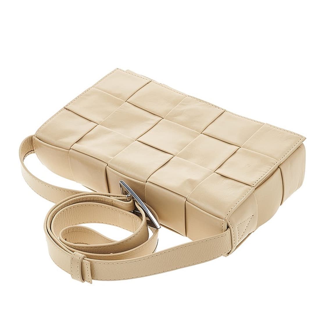 보테가베네타 카세트백 포린지 색상 상품이미지3