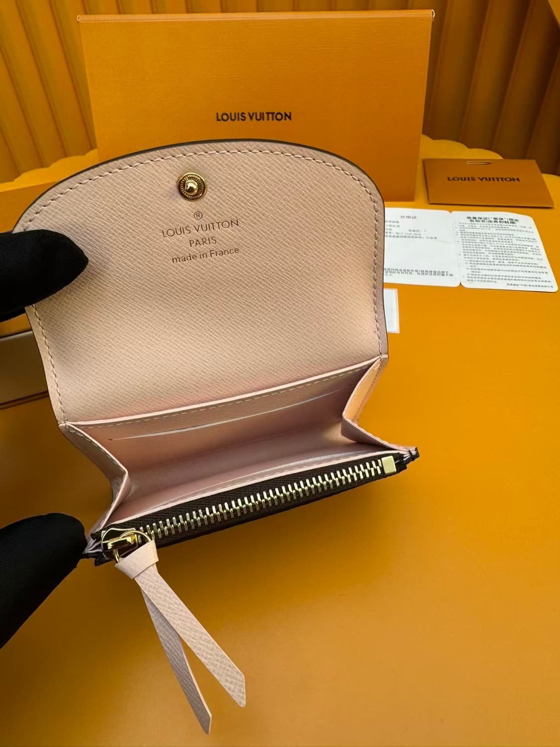 루이비통 로잘리 코인 퍼스 모노그램 로즈 발레린 상품이미지7