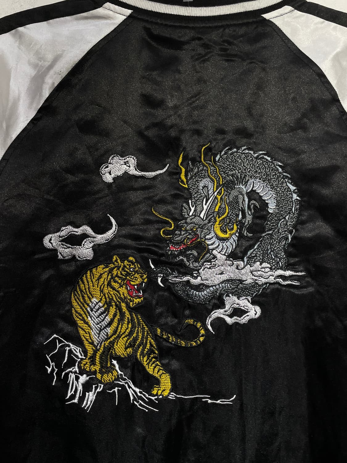 일본빈티지 블랙 용 호랑이 오리엔탈 자수 스카잔 XS 상품이미지8