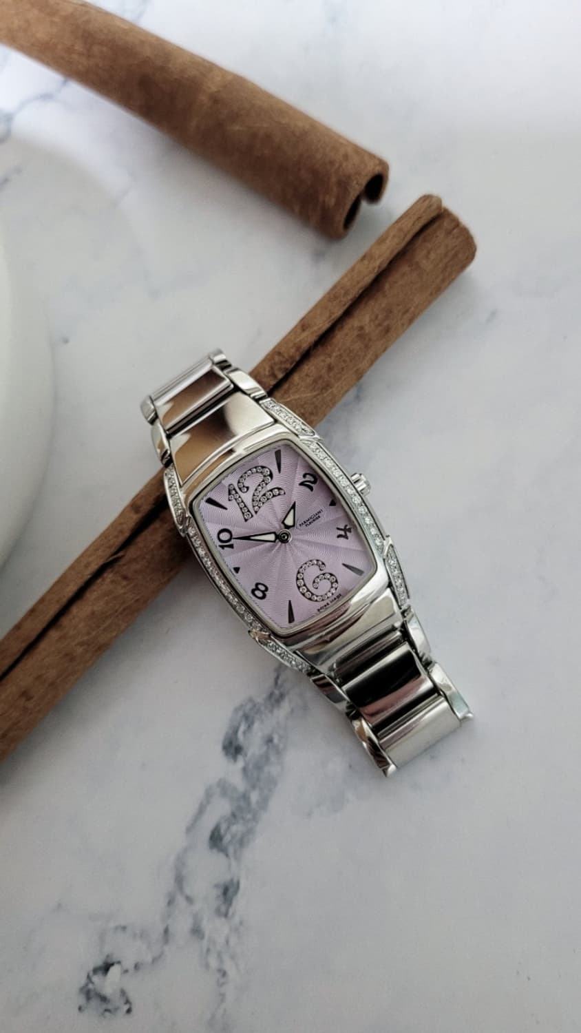 정품 파르미지아니 플러리에 칼파 피콜라 쿼츠시계 정품 박스 설명서 구성 상품이미지7