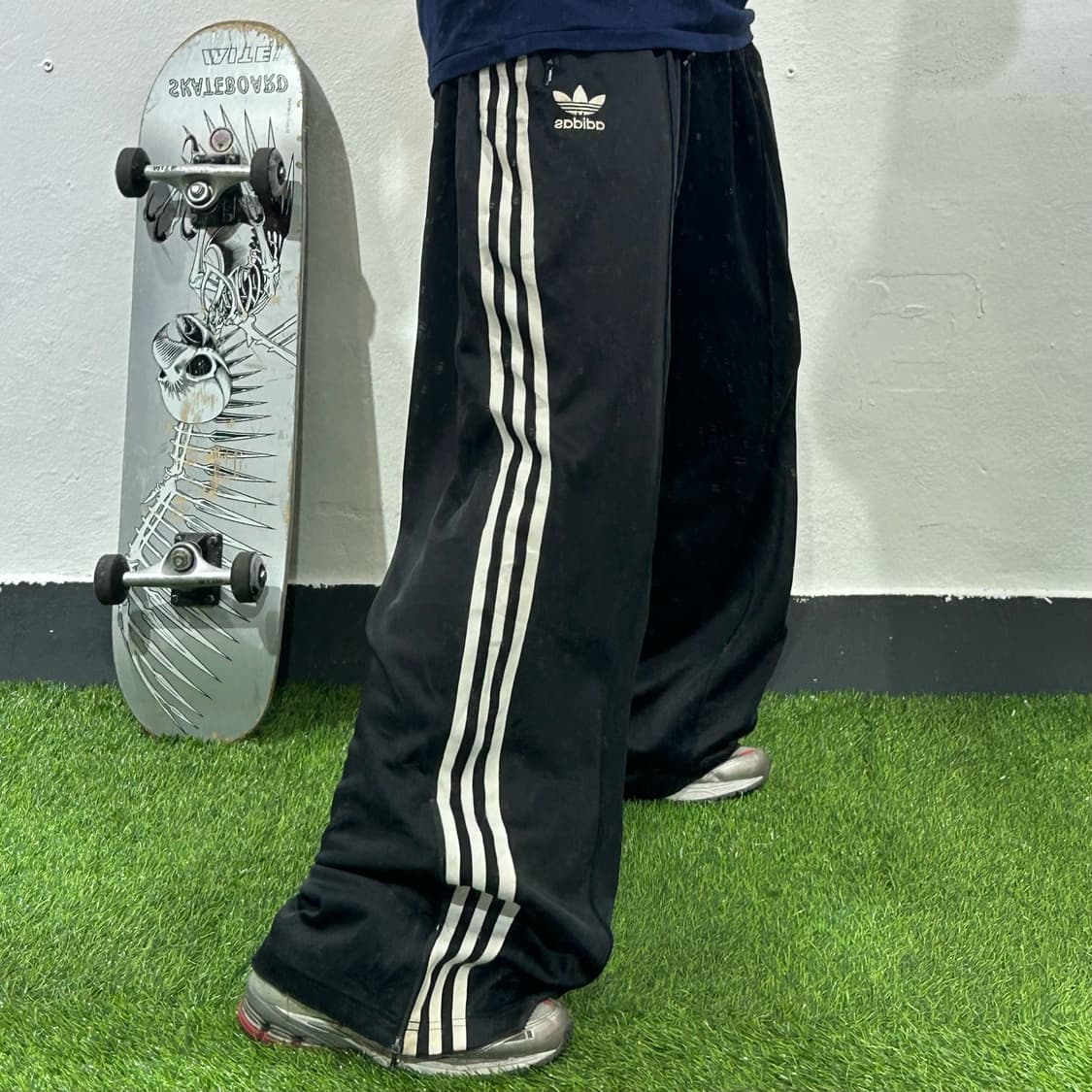 “ Adidas “ black firebird pant 상품이미지1