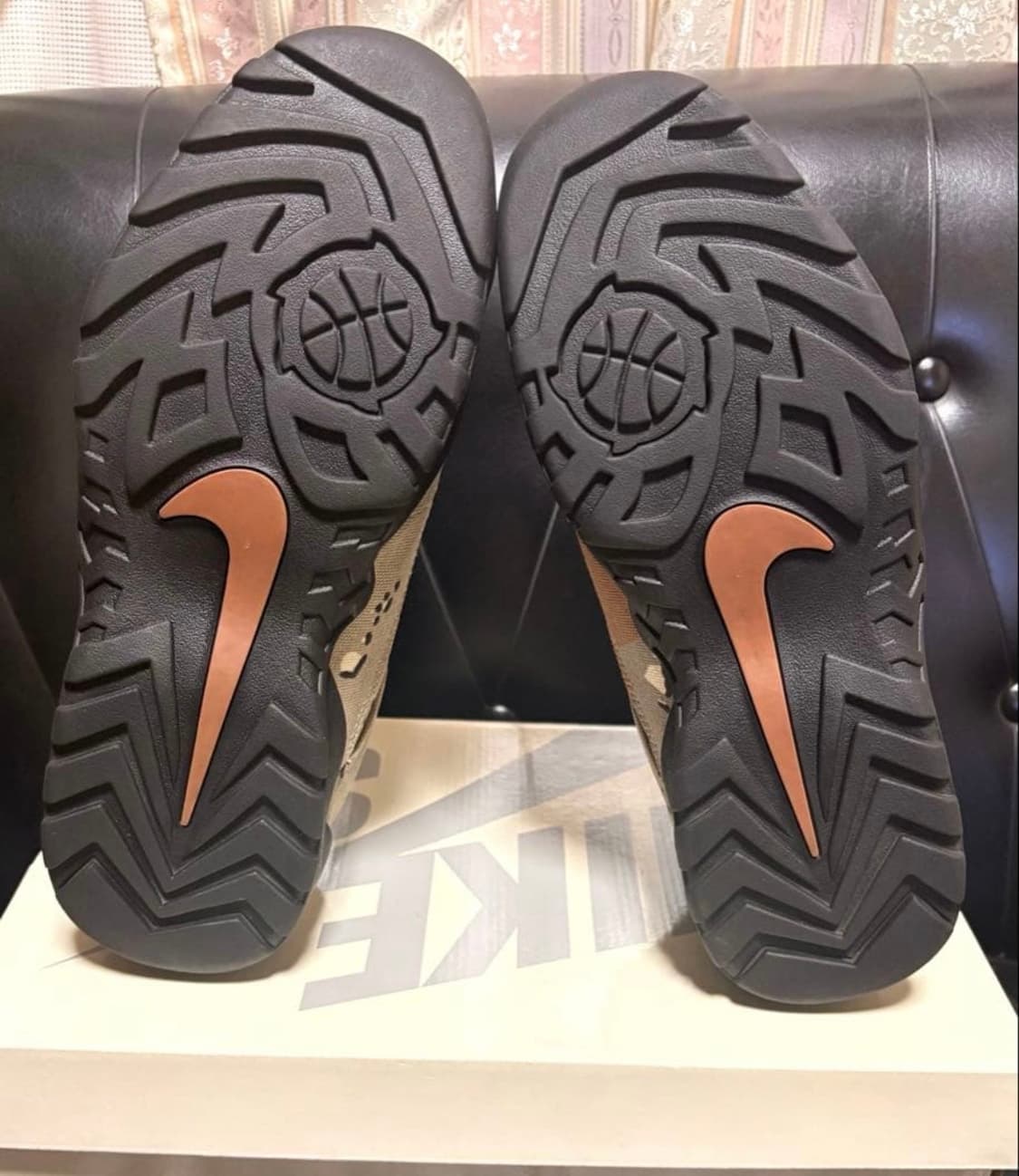 나이키 x 슈프림 SB 다윈 로우 데저트 카모 상품이미지4