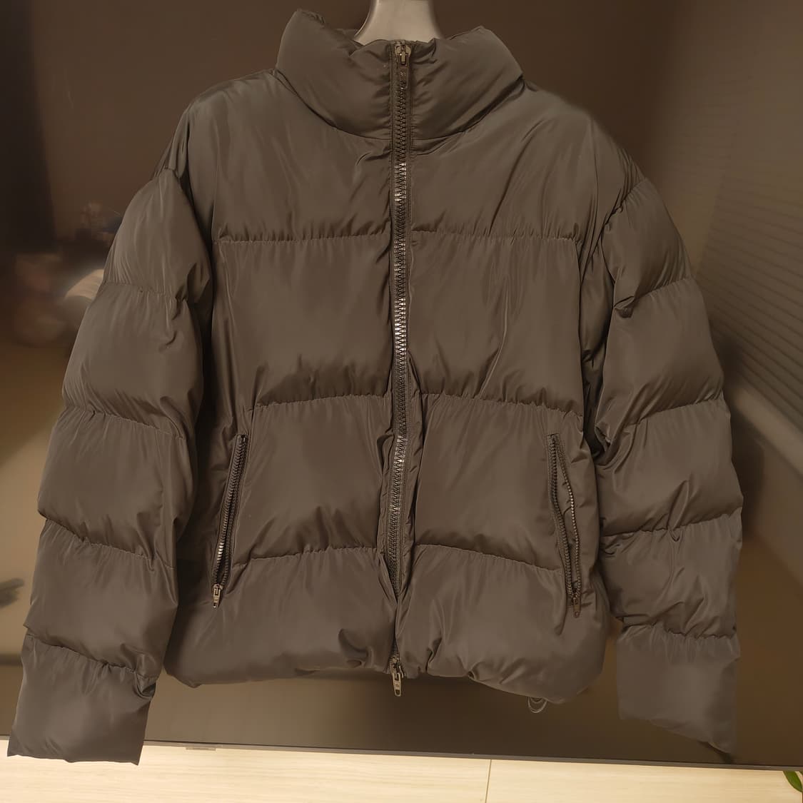 발렌시아가 유니티 스포츠 아이콘 패딩 M 상품이미지4