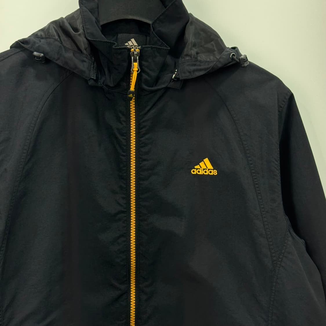 아디다스 후드 바람막이 자켓 상품이미지2