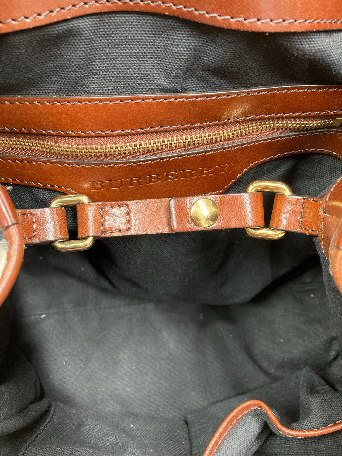 버버리 여성토트백 상품이미지8