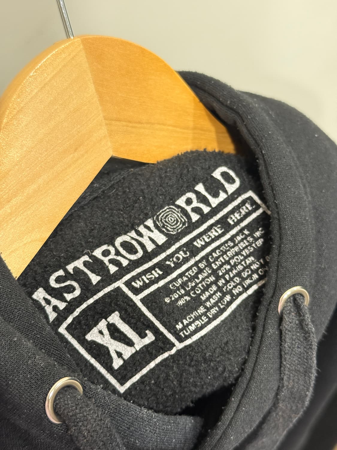 Travis Scott Astroworld 블랙 후드티 상품이미지3
