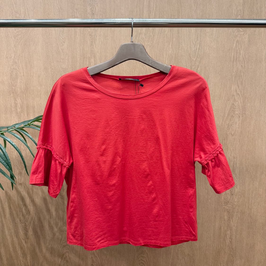 워크엔드 막스마라 슬리브 라운드넥 블라우스 프릴 디테일 레드 상품이미지1