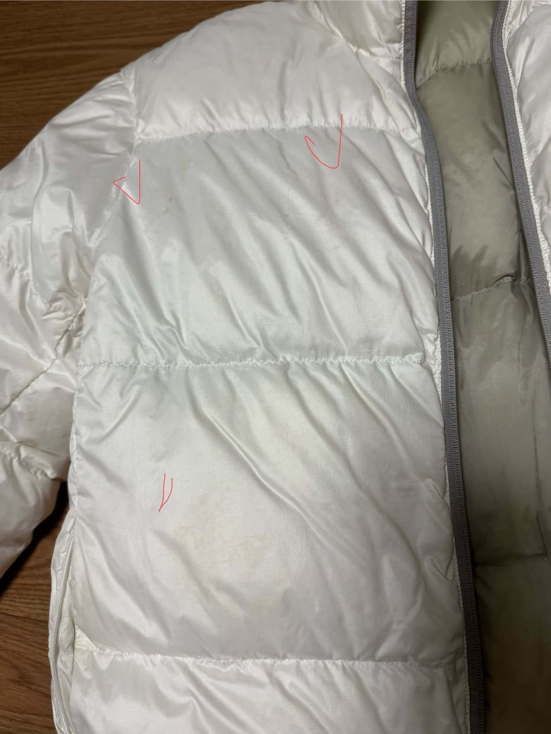 더뮤지엄비지터x마뗑킴 패딩 상품이미지4
