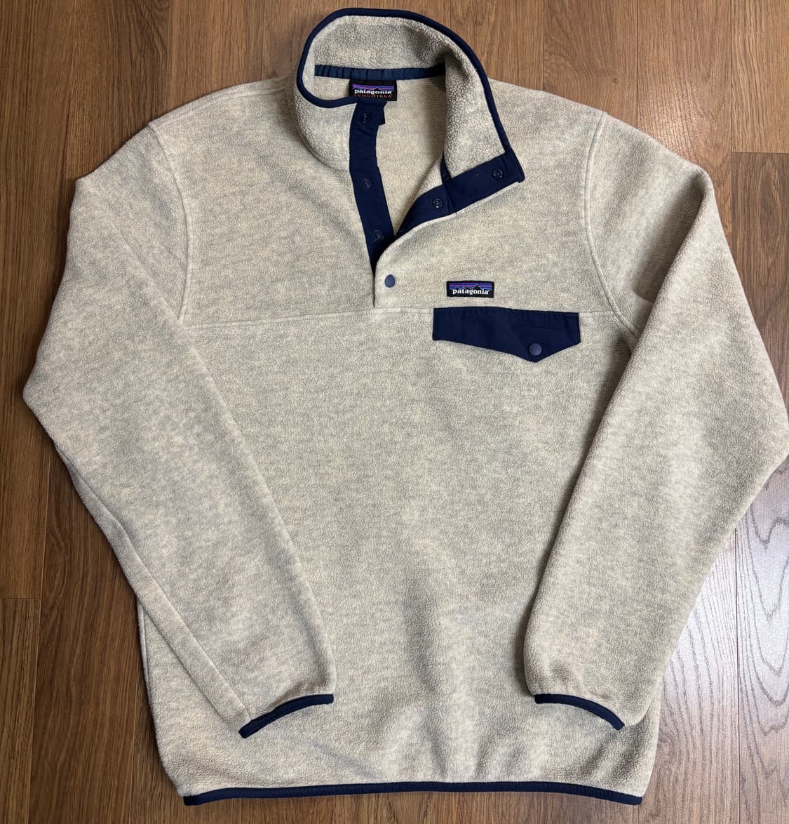파타고니아 라이트웨이트 신칠라 오트밀 M 사이즈 상품이미지1