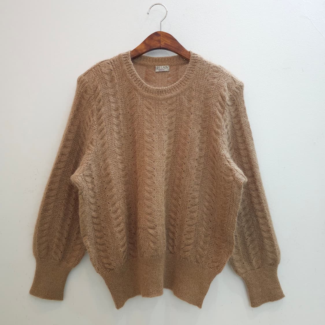 모헤어 진베이지 루즈핏 헤어리 니트 상품이미지1