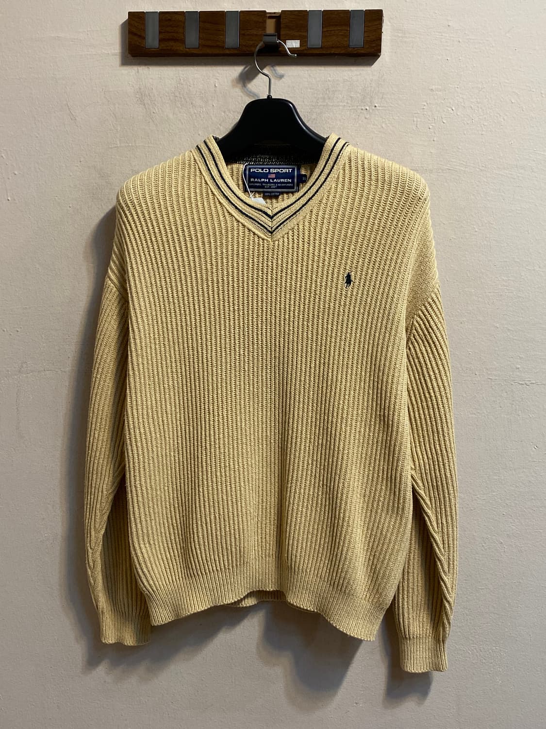 폴로 스포츠 V넥 니트 스웨터 상품이미지1