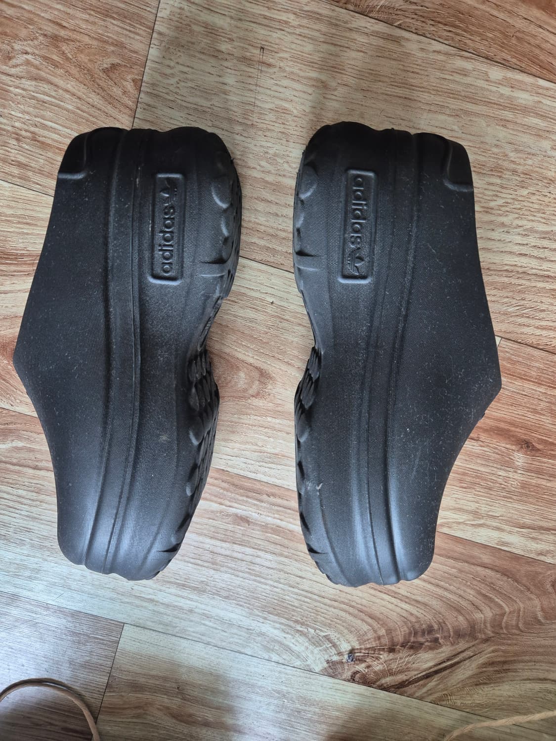 아디폼 스탠뮬 235 상품이미지3