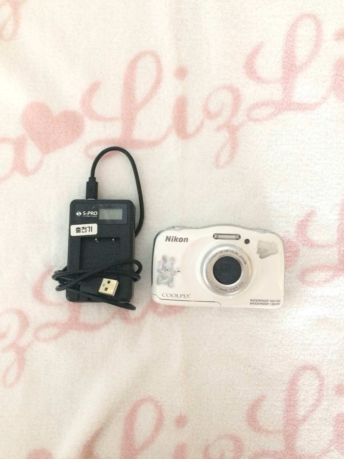 빈티지 디카 화이트 디지털 카메라 니콘 쿨픽스 s33 상품이미지1