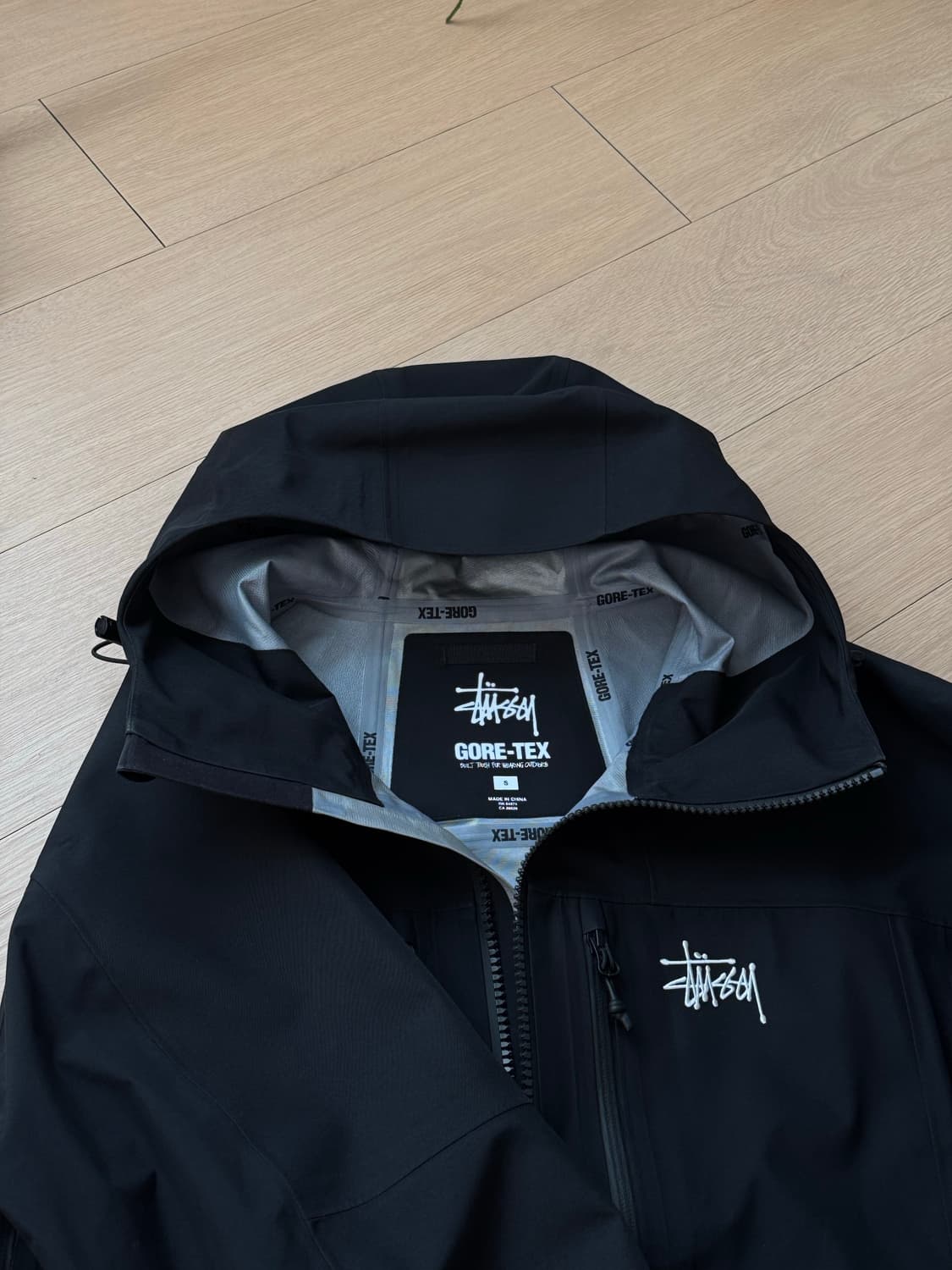 [S] 스투시 고어텍스 가이드 쉘 자켓 블랙 상품이미지7