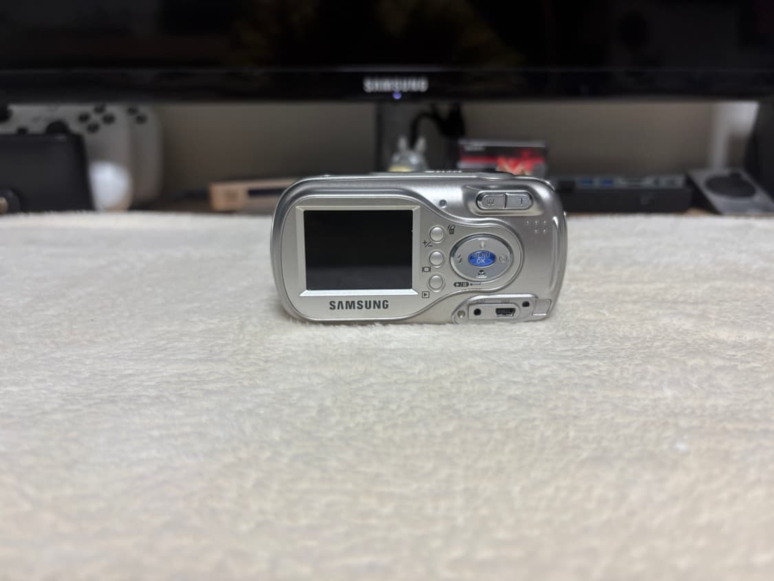 📸✨ 삼성 케녹스 D4 (KENOX D4) 감성 디카 판매합니다! ✨ 상품이미지3