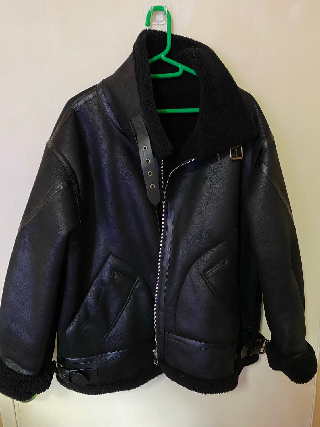 B-3 검정 무스탕 상품이미지1