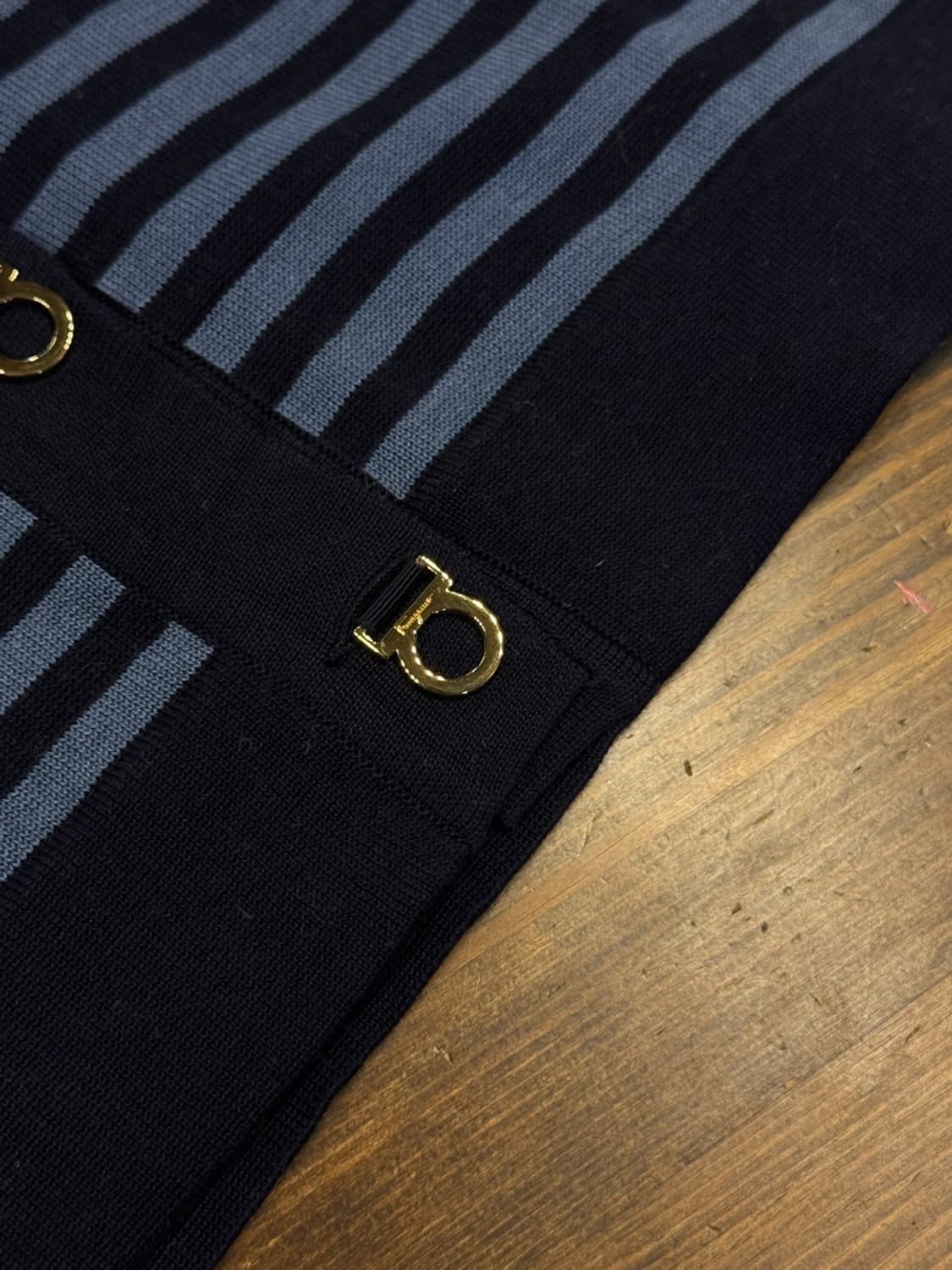 살바토레 페라가모 가디건 66~77 상품이미지8